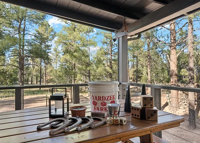 Сasa de vacaciones Charming Pines With Fireplace And Bbq Show Low