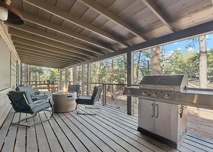 Сasa de vacaciones Charming Pines With Fireplace And Bbq