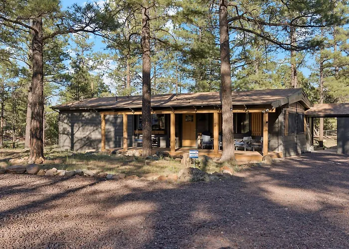 Сasa de vacaciones Charming Pines With Fireplace And Bbq